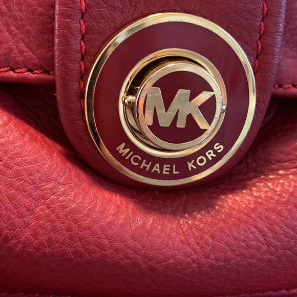 Red Michael Kors Pebbled Hobo bag with gold accents - Picture 9 of 10